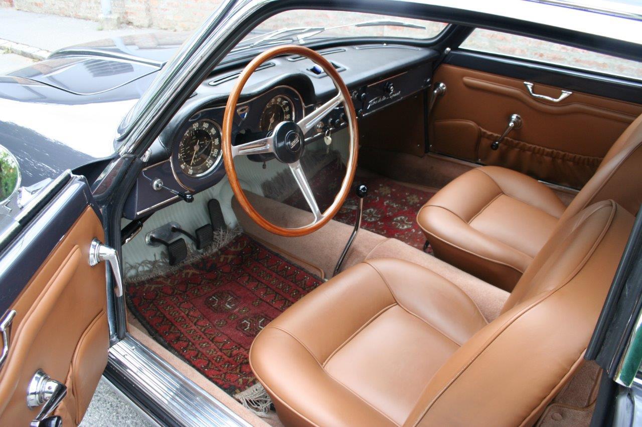 Innenraumprüfung bei Oldtimer Gutachten